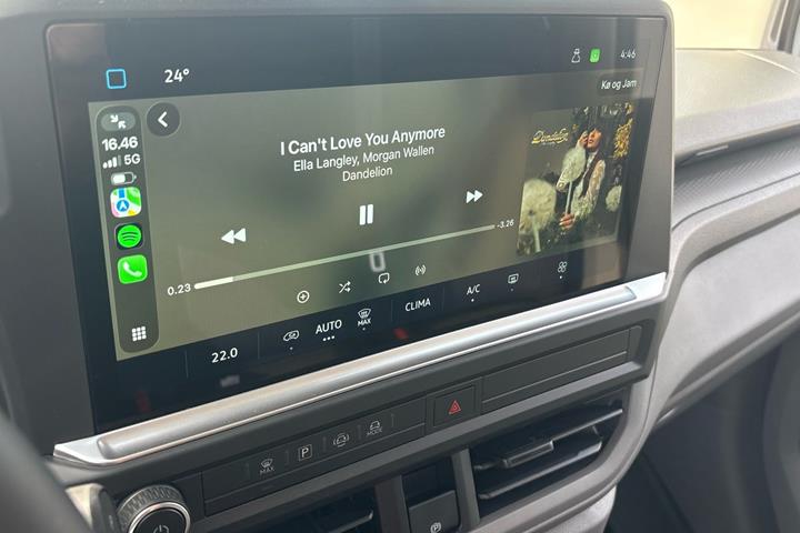 Hvid VW e-Caravelle fra 2026
