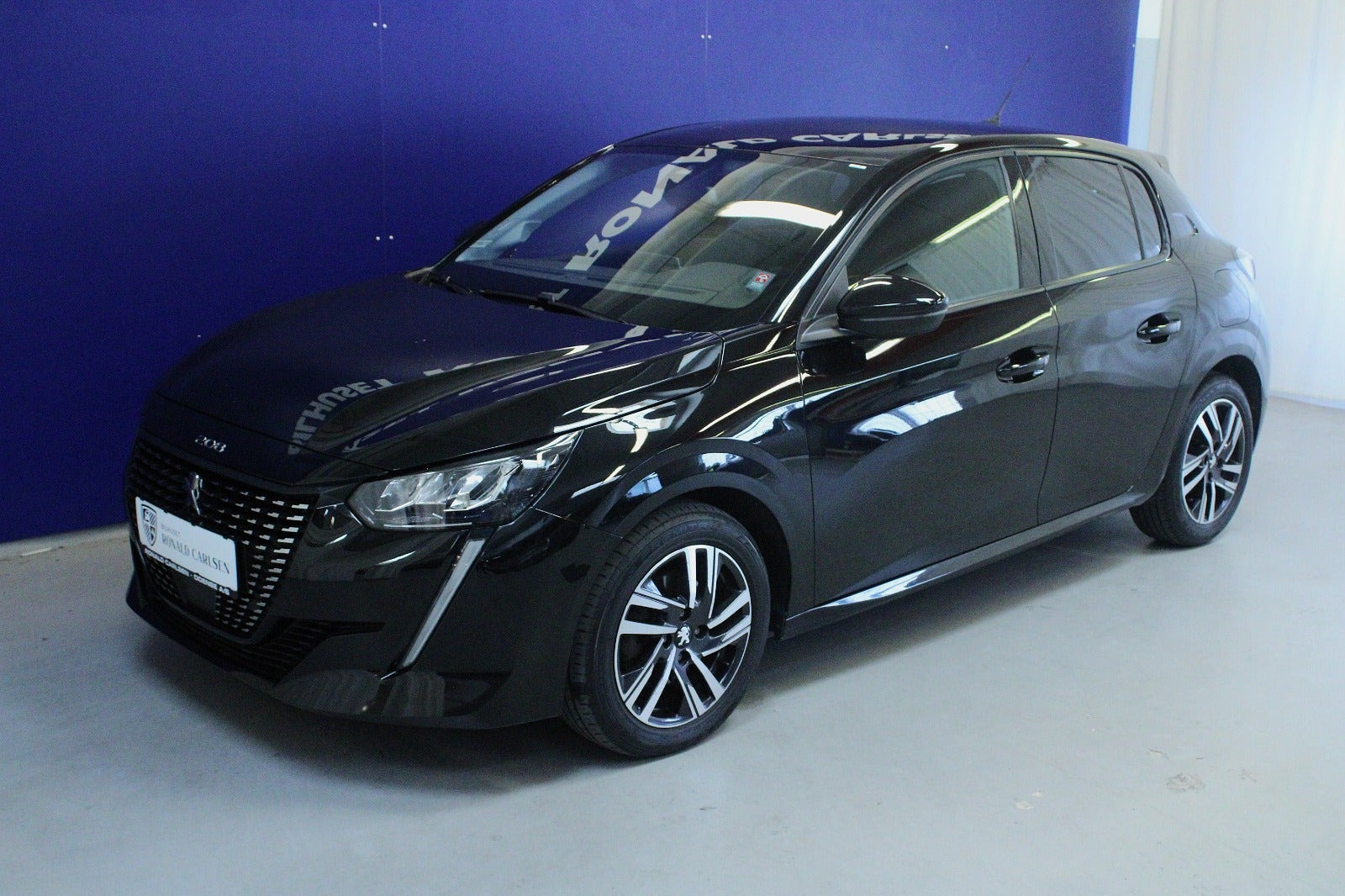 Sort Peugeot 208 fra 2020