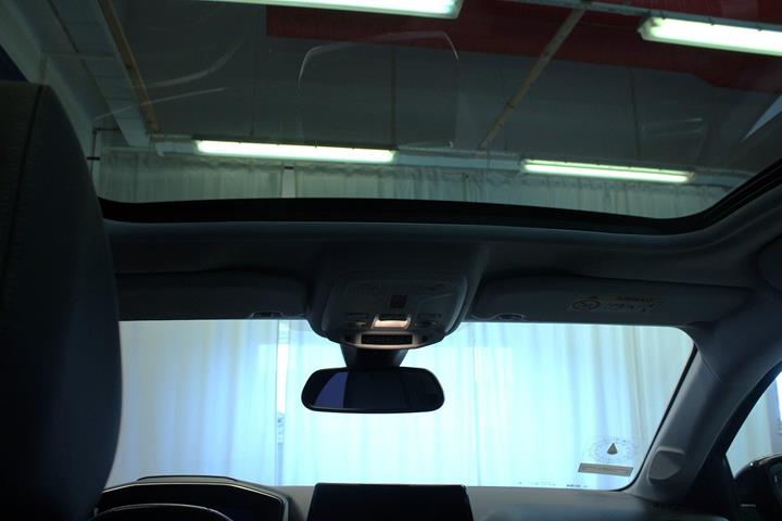 Sort Peugeot 208 fra 2020