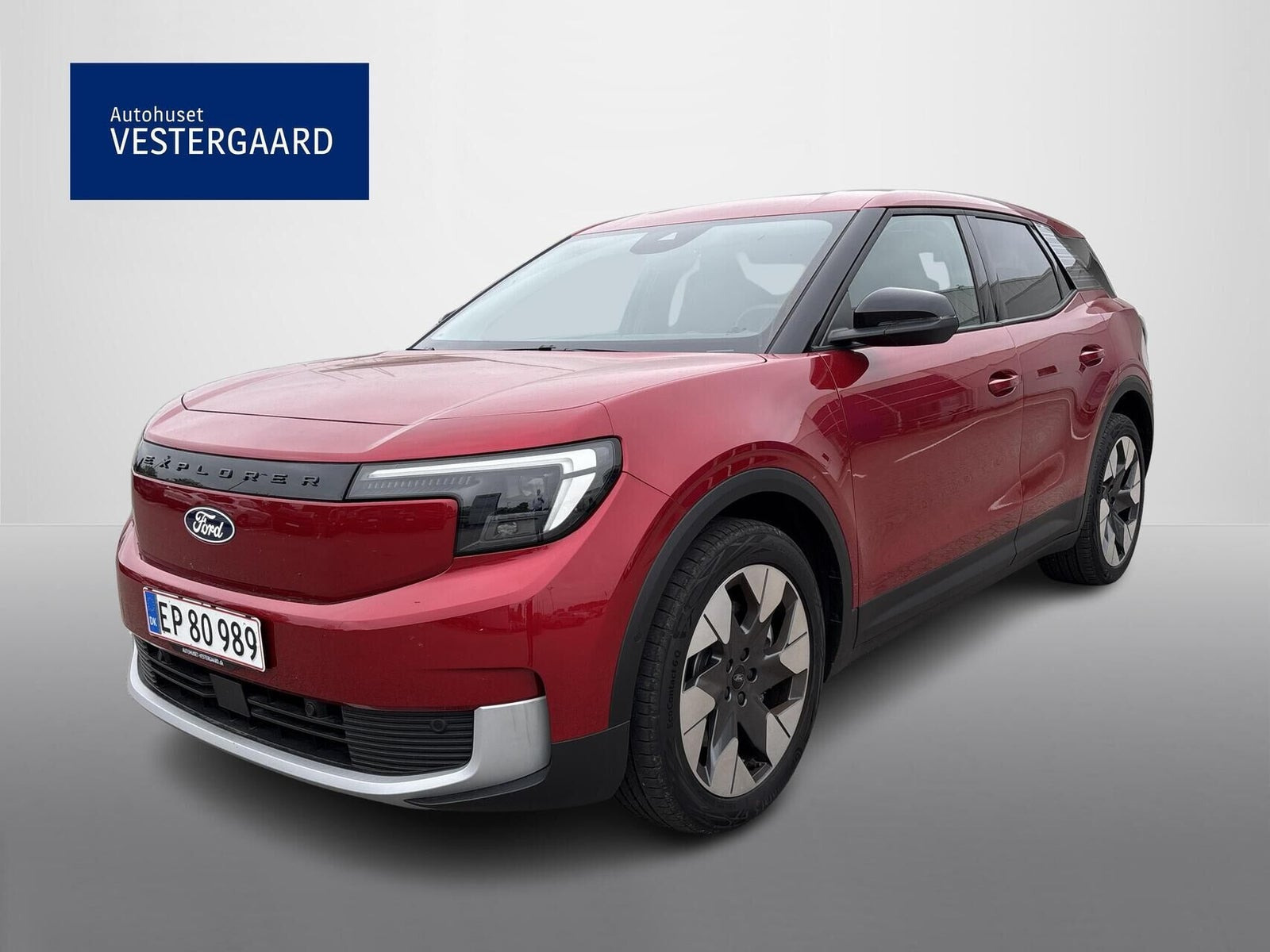 Ford Explorer 77 Premium Extended Range