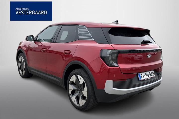 Rød Ford Explorer fra 2025