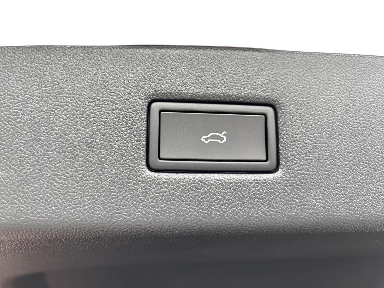 Rød Ford Explorer fra 2025