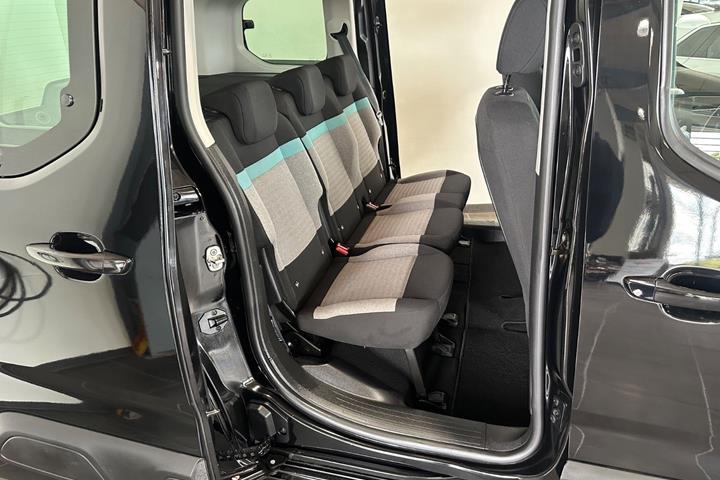 Sort Citroën Berlingo fra 2021