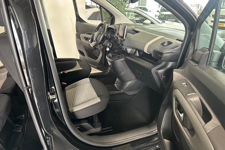 Sort Citroën Berlingo fra 2021