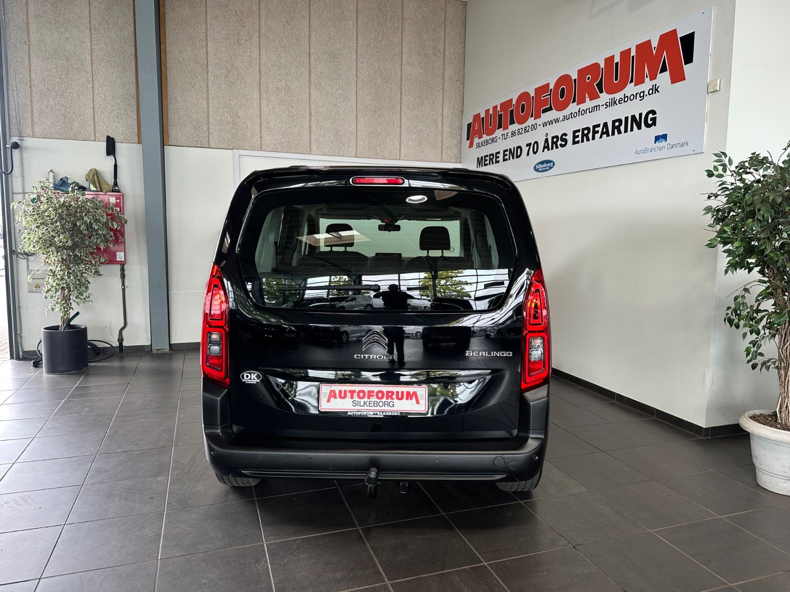 Sort Citroën Berlingo fra 2021