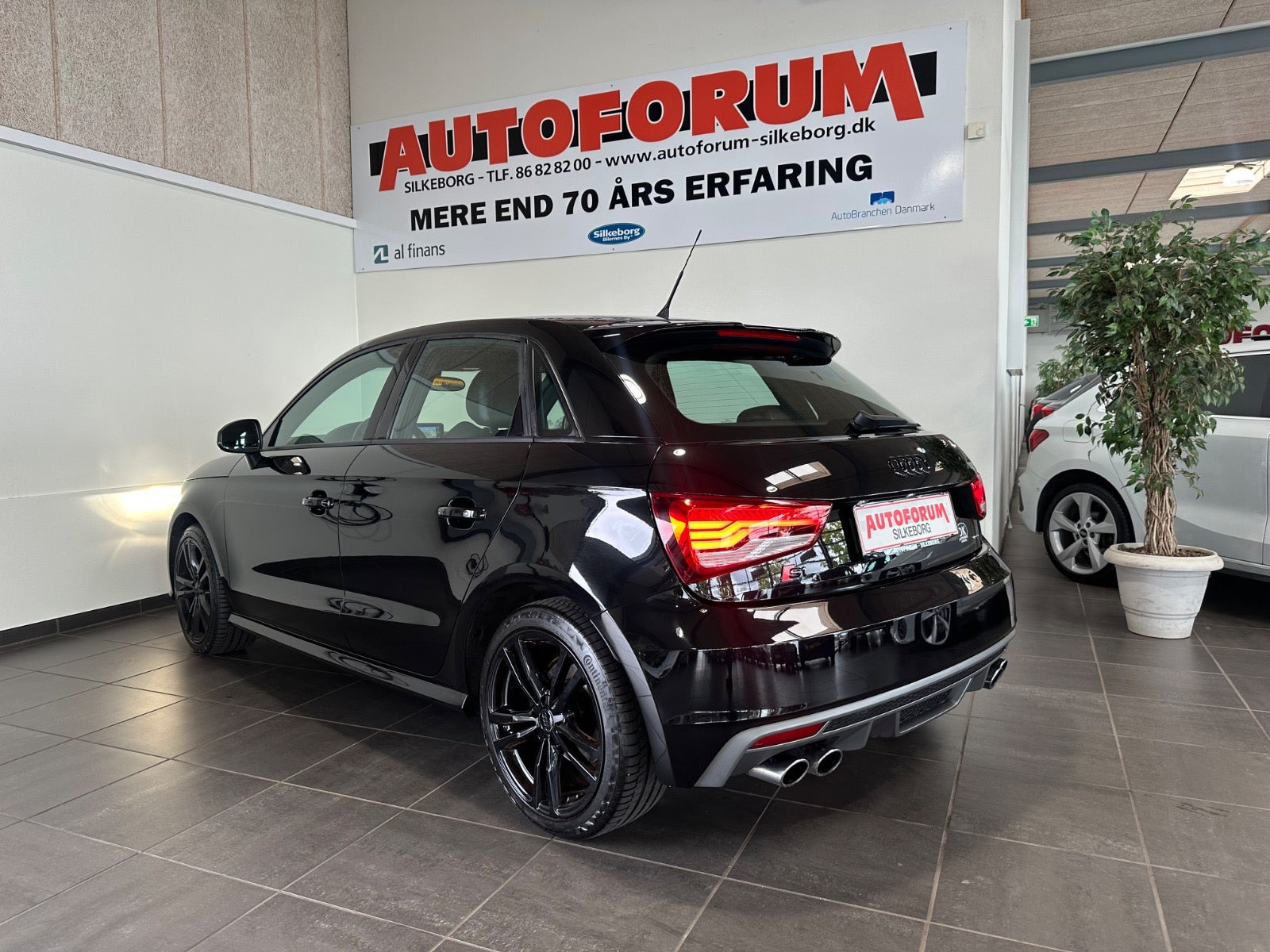 Sort Audi S1 fra 2015