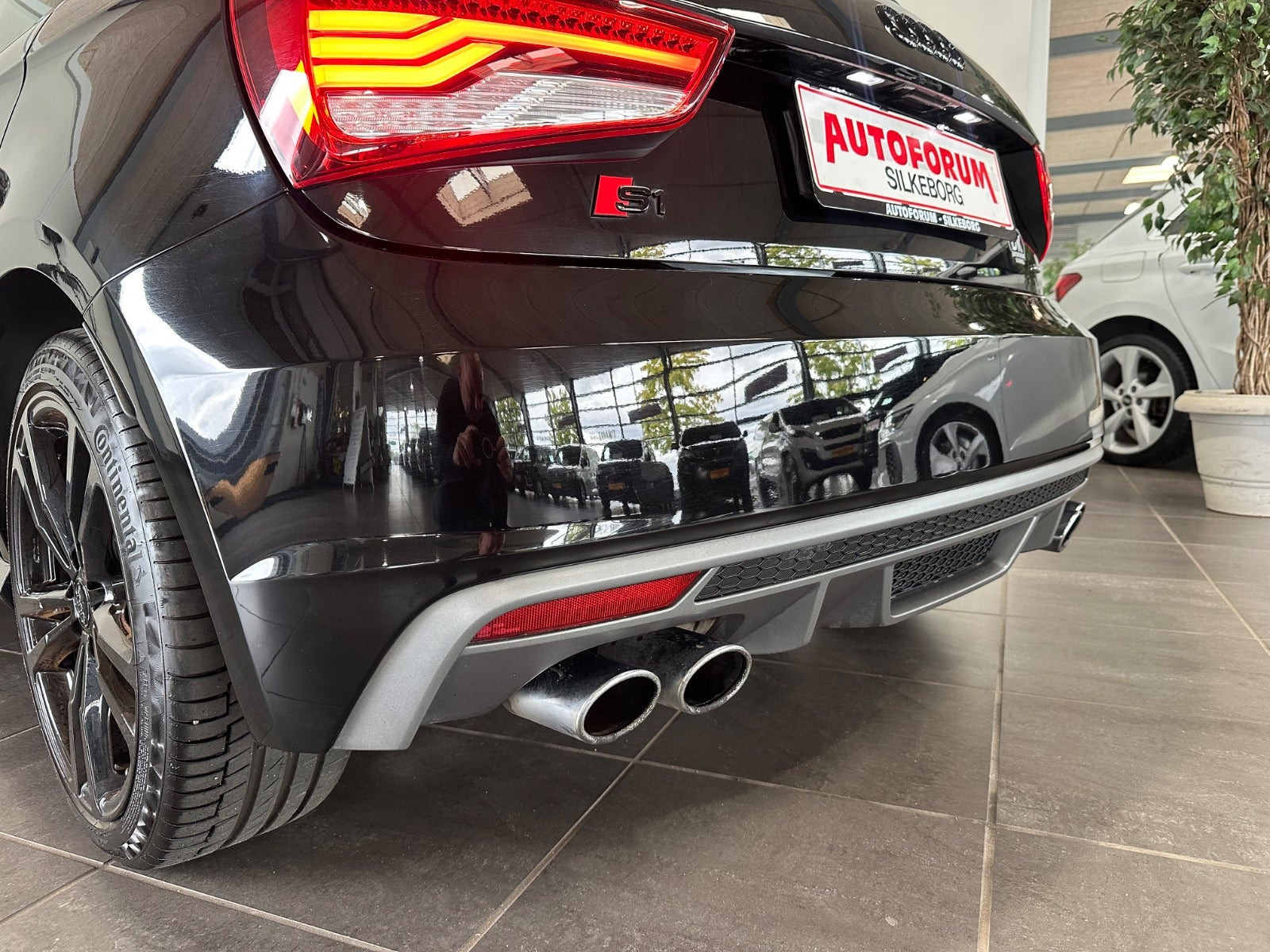 Sort Audi S1 fra 2015