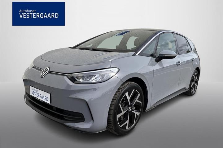 Grå VW ID.3 fra 2024 set udefra