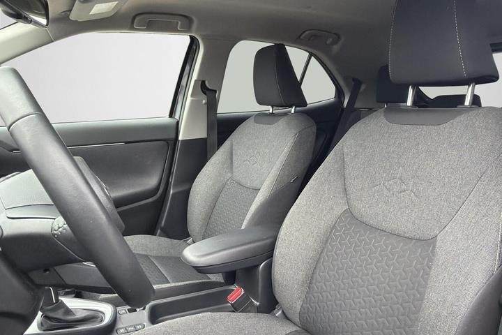 Sort Toyota Yaris Cross fra 2023