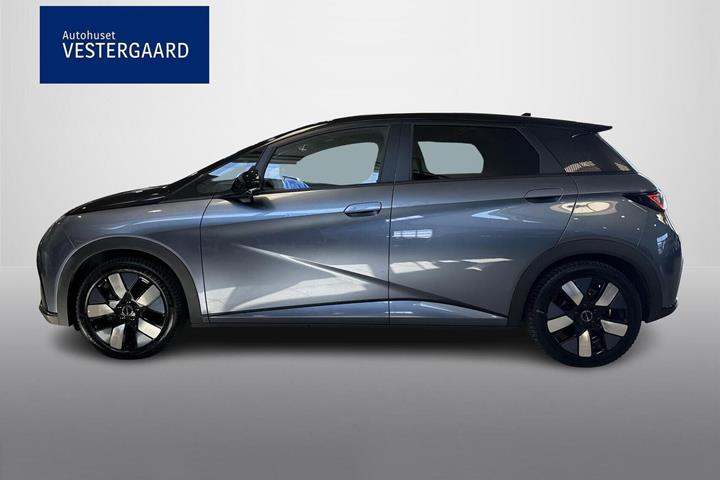 Blå BYD Dolphin fra 2023