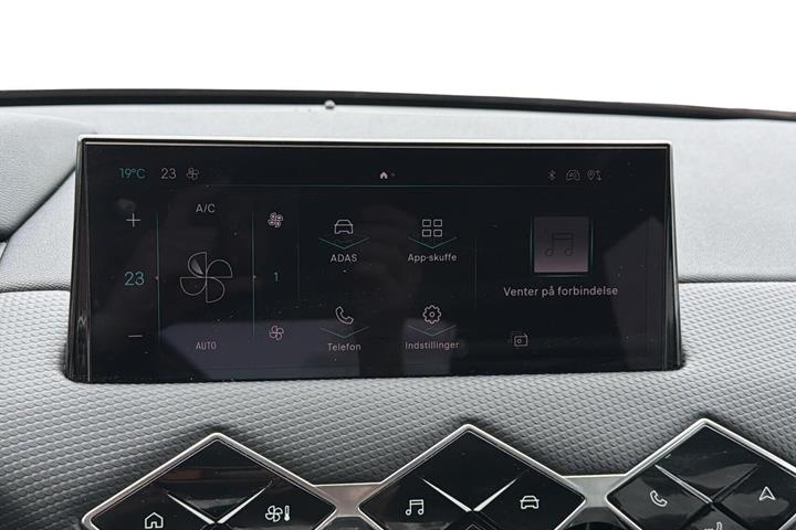 Rød DS DS 3 CrossBack fra 2023