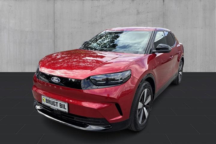 Rød Ford Capri fra 2025
