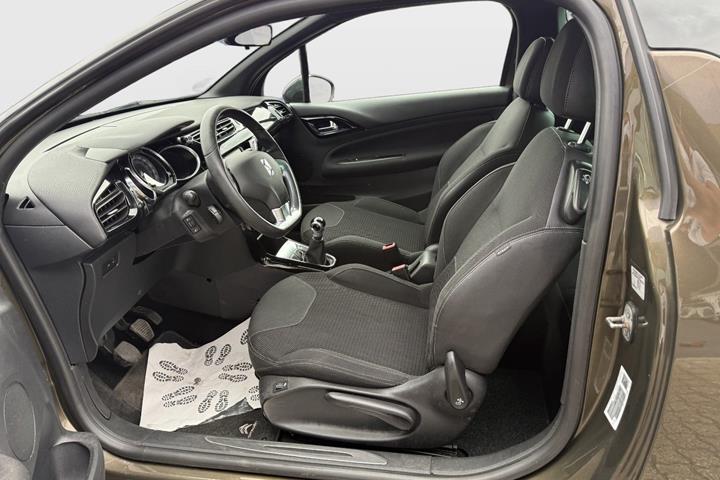 Brun Citroën DS3 fra 2012