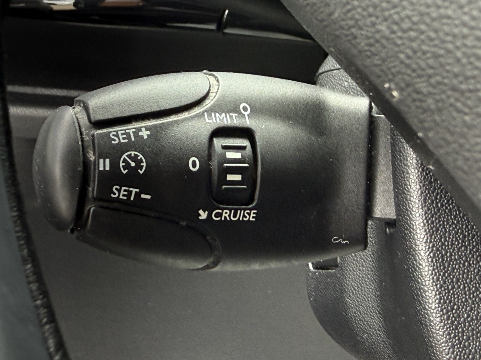 Brun Citroën DS3 fra 2012
