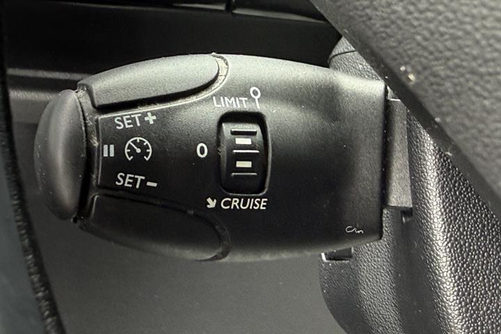 Brun Citroën DS3 fra 2012