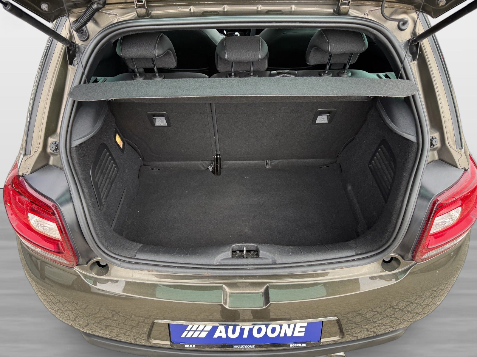 Brun Citroën DS3 fra 2012