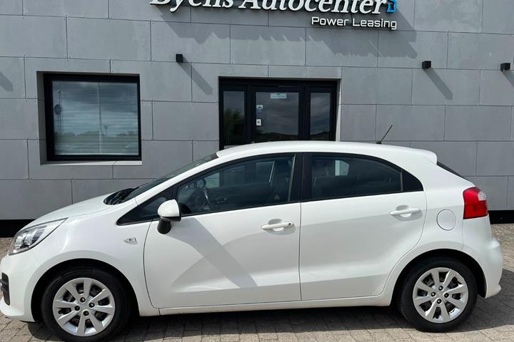 undefined Kia Rio fra 2016