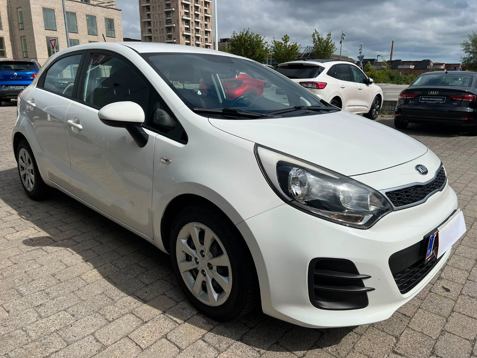 undefined Kia Rio fra 2016