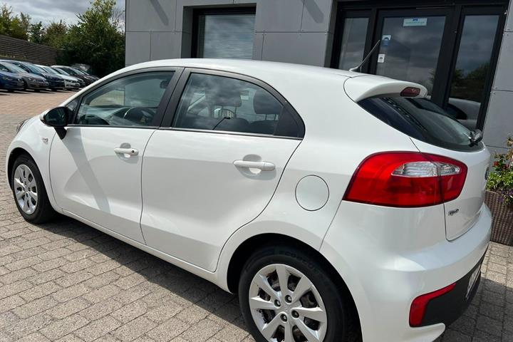 undefined Kia Rio fra 2016