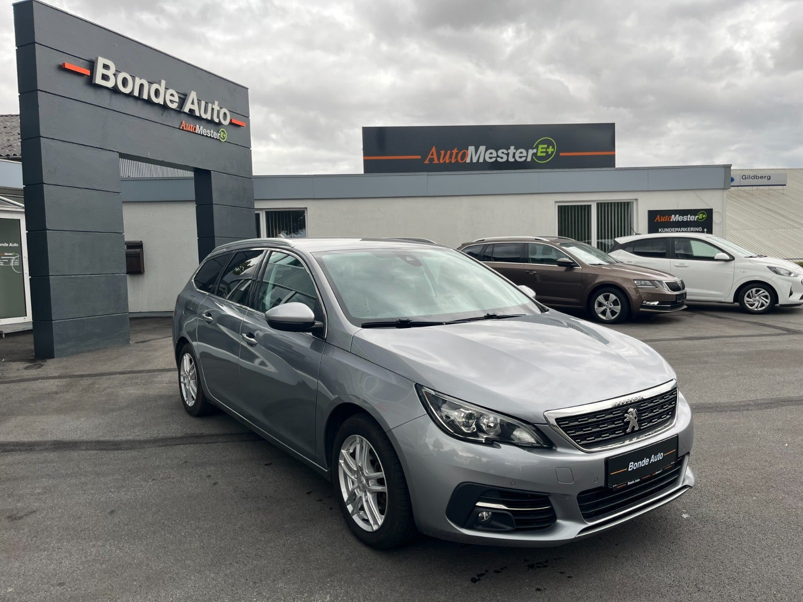 undefined Peugeot 308 fra 2017
