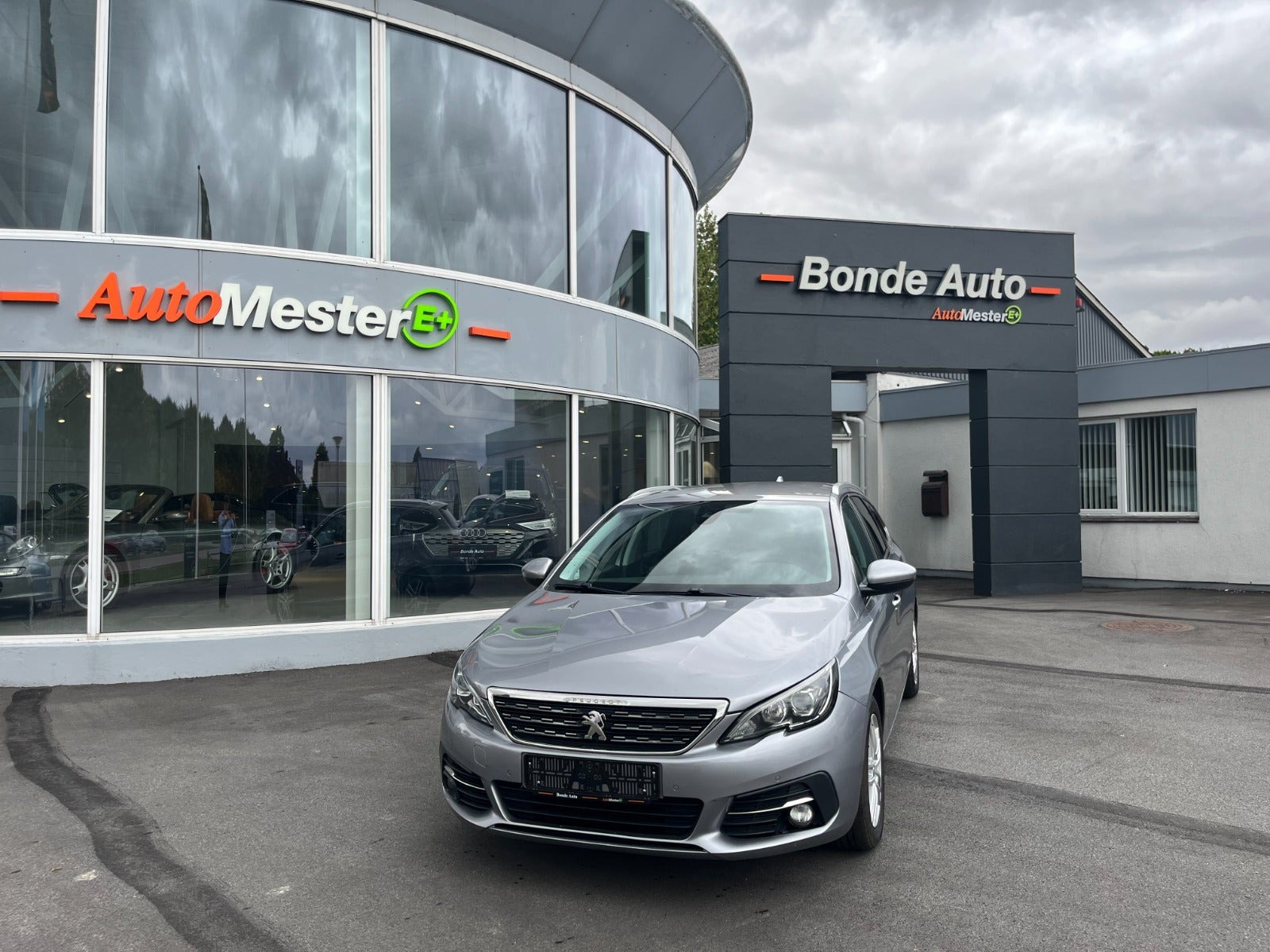 undefined Peugeot 308 fra 2017
