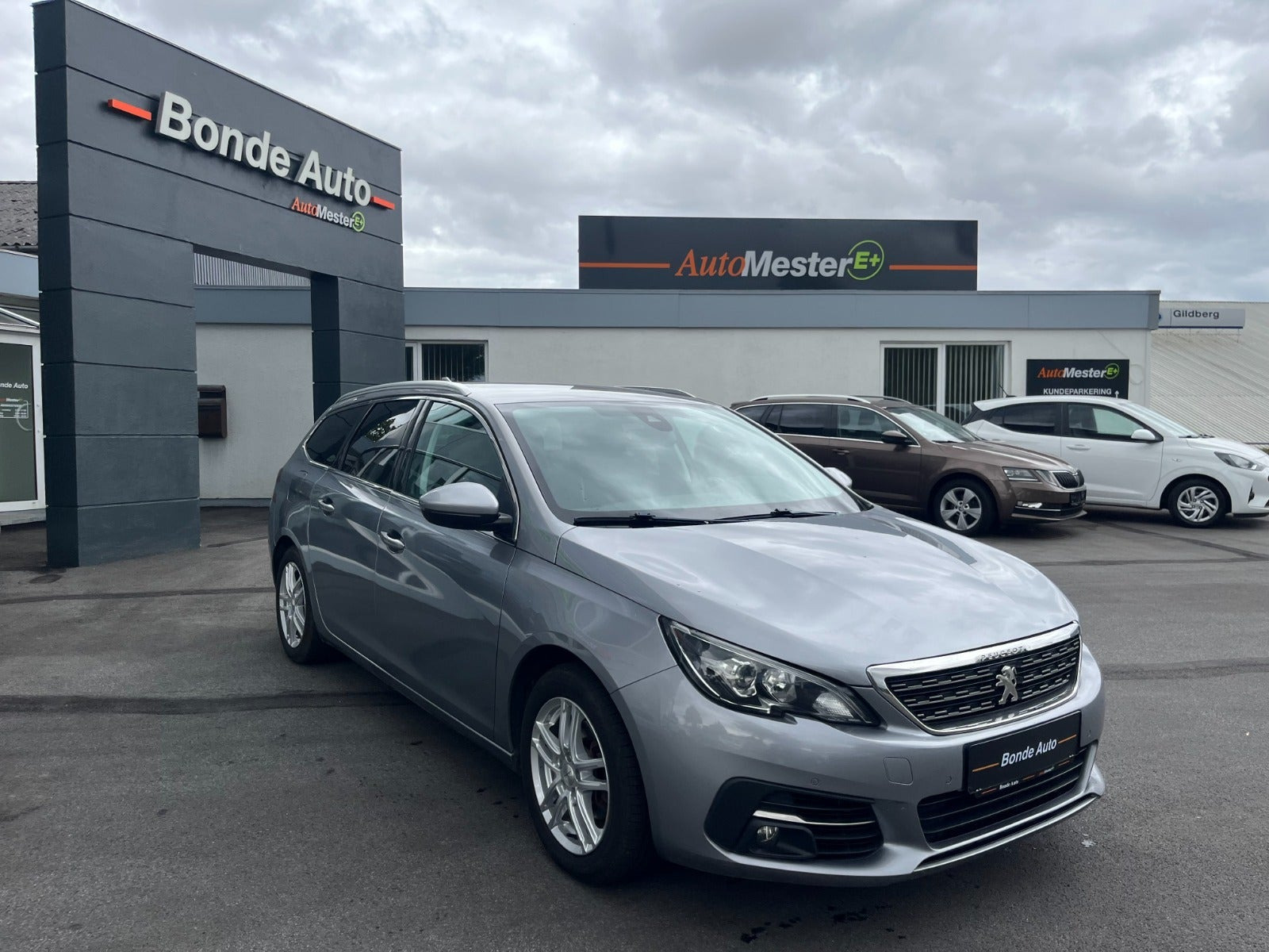 undefined Peugeot 308 fra 2017