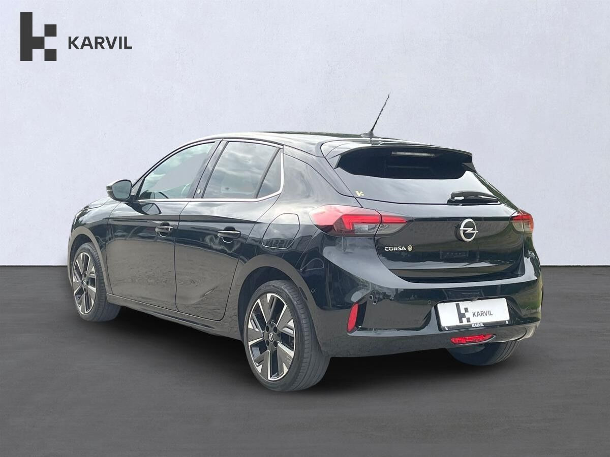Sort Opel Corsa-e fra 2023