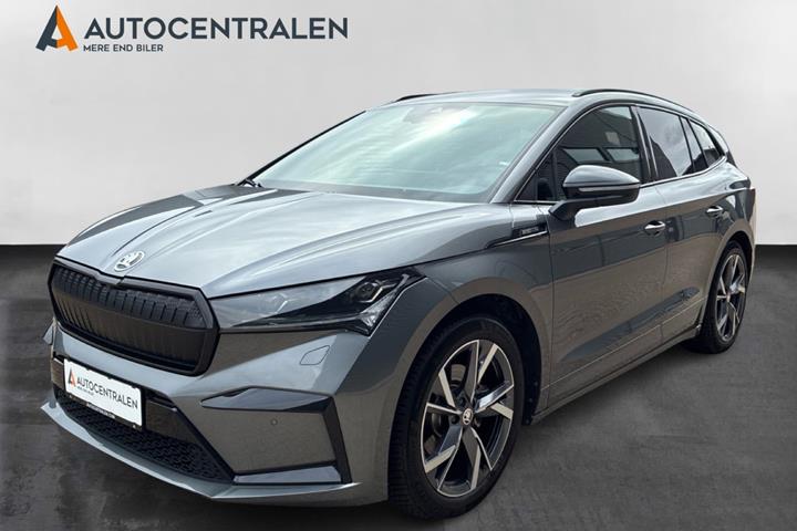 Grå Skoda Enyaq fra 2023