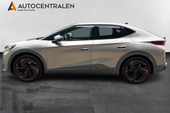 Beige Cupra Tavascan fra 2024