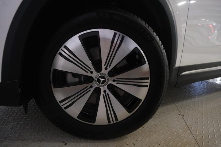 Hvid Mercedes EQA250+ fra 2025