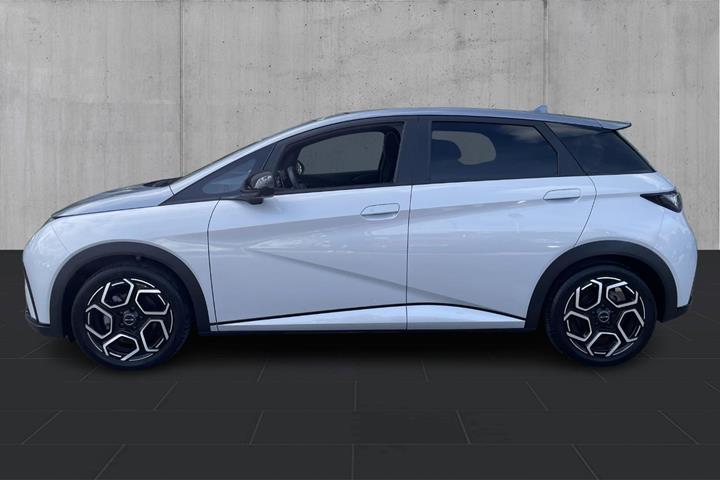 Hvid BYD Dolphin fra 2023