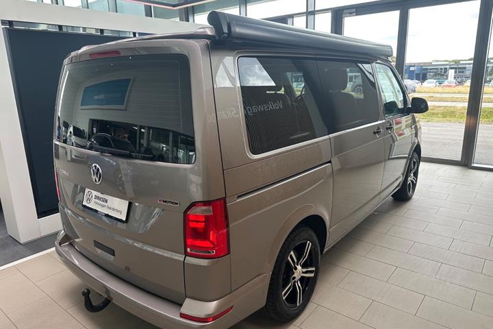 Orange VW California fra 2019