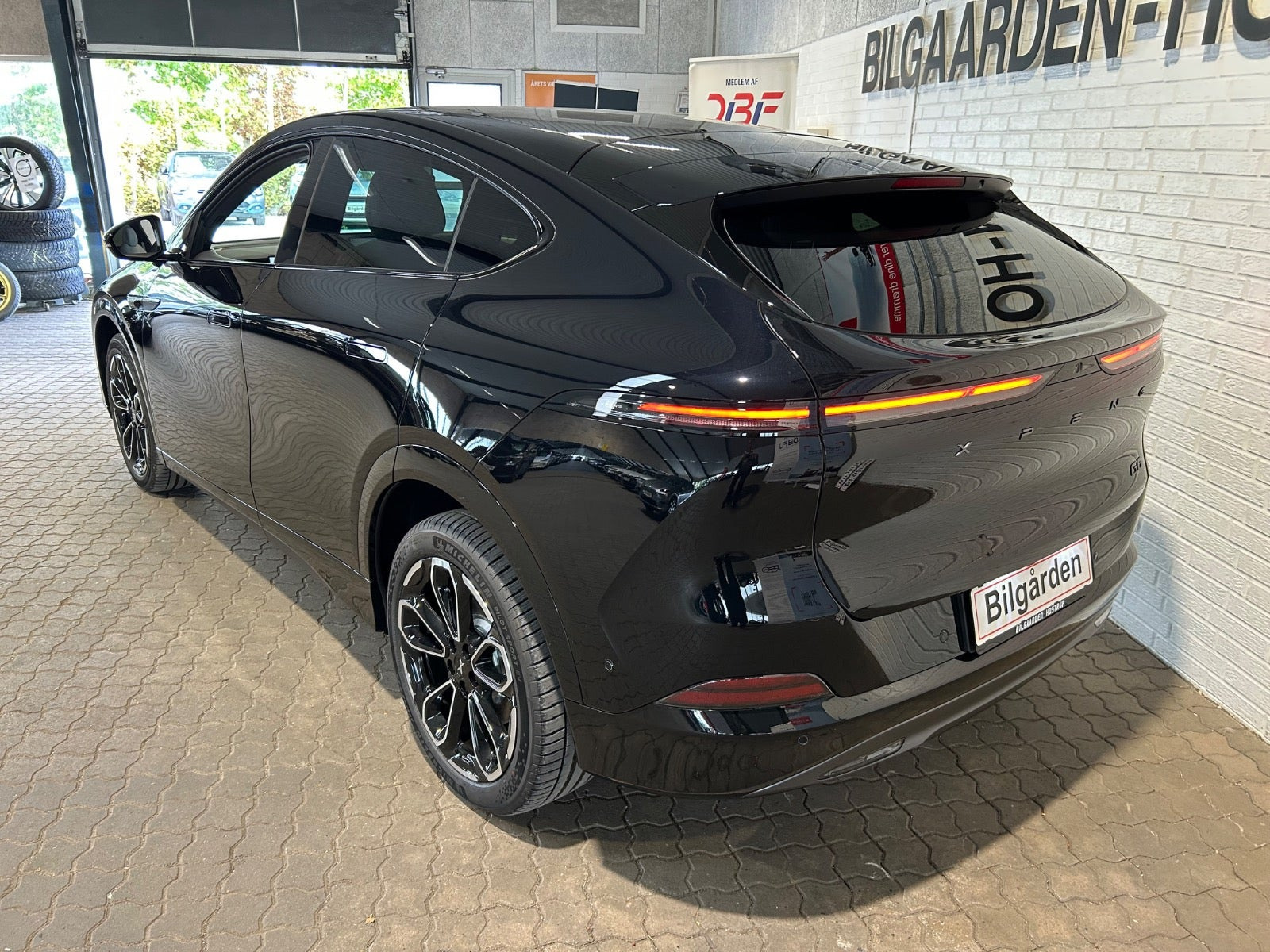 Sort Xpeng G6 fra 2026