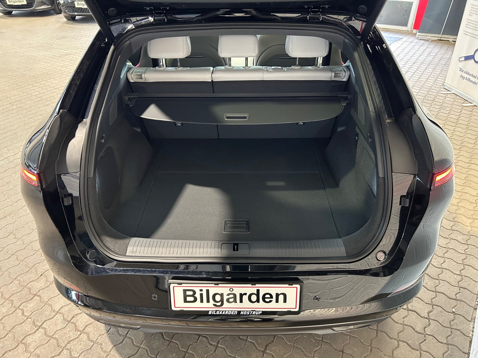 Sort Xpeng G6 fra 2026