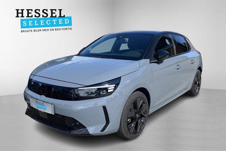 Grå Opel Corsa-e fra 2024
