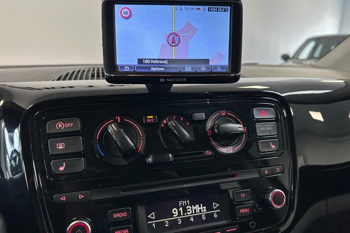 Blå VW UP! fra 2014