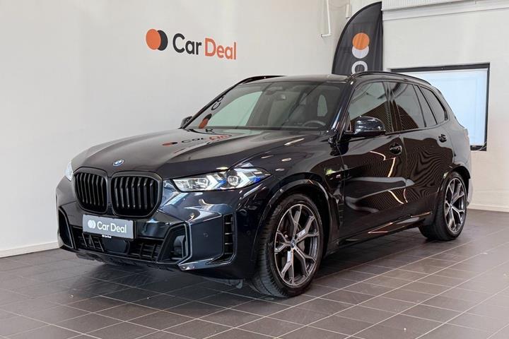 undefined BMW X5 fra 2025
