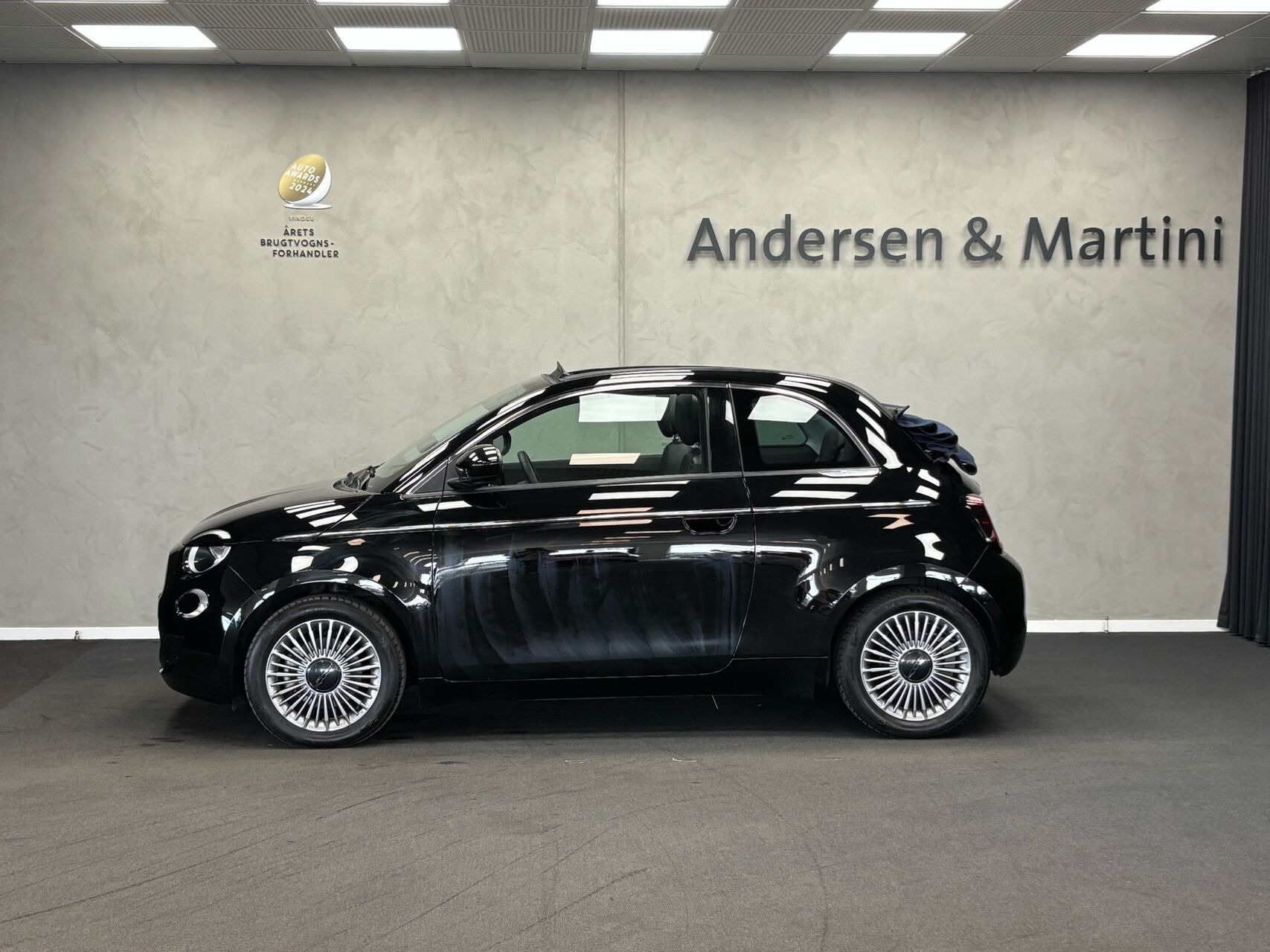Sort Fiat 500e fra 2023