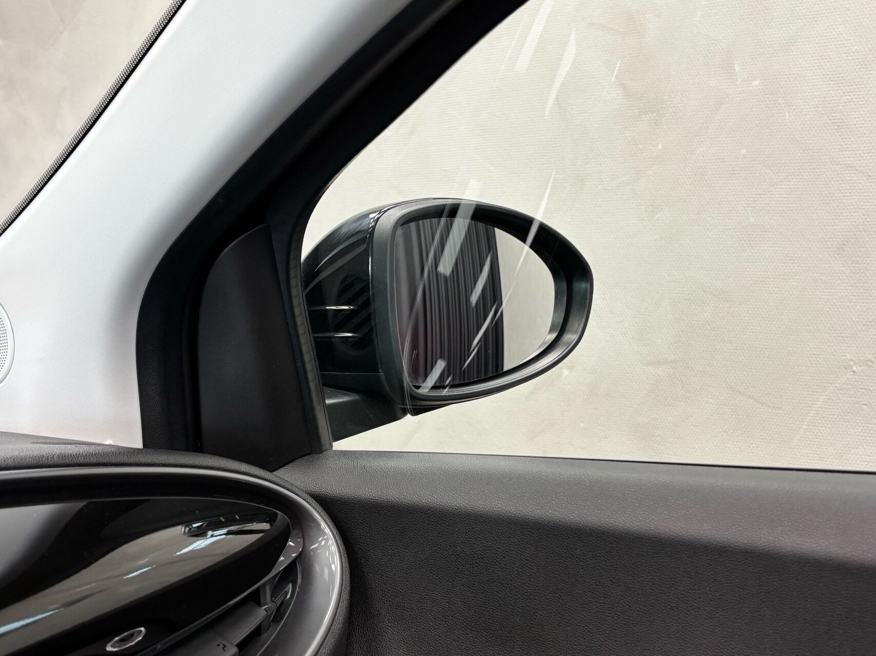 Sort Fiat 500e fra 2023