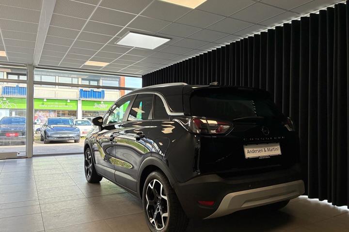 Sort Opel Crossland fra 2021