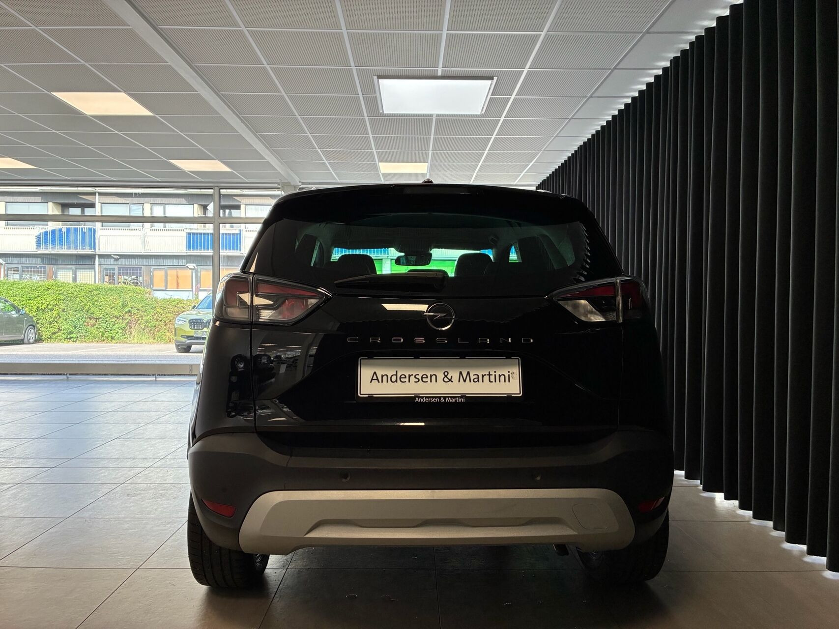 Sort Opel Crossland fra 2021