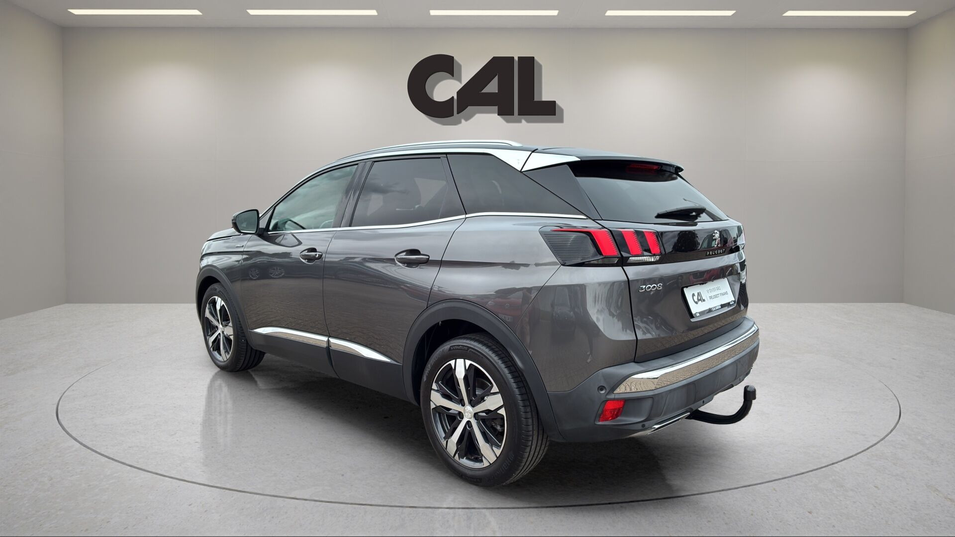 Grå Peugeot 3008 fra 2018