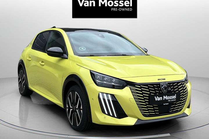 Grøn Peugeot e-208 fra 2025