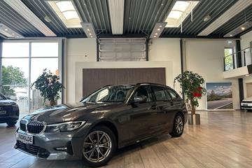 BMW 330e 2,0 Touring Plugin-hybrid Sport Line Steptronic 292HK Stc 8g Aut.