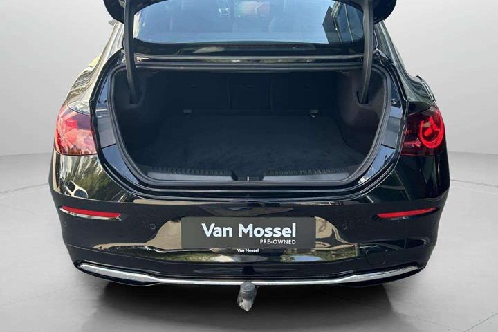 Sort Mercedes CLA250+ fra 2025