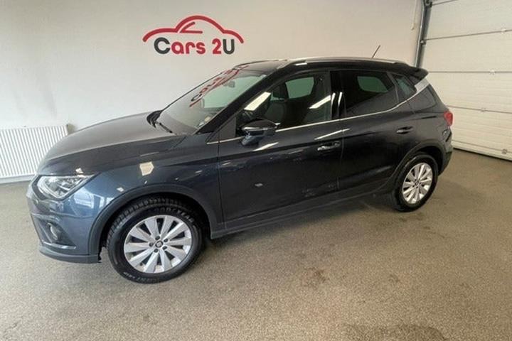 Grå Seat Arona fra 2019