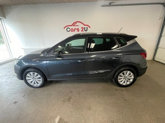 Grå Seat Arona fra 2019