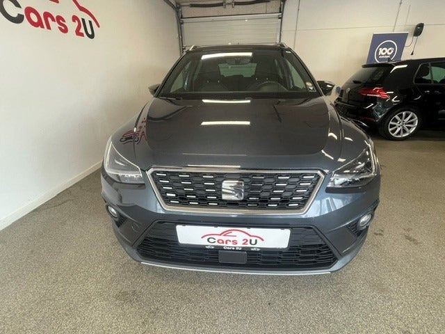 Grå Seat Arona fra 2019