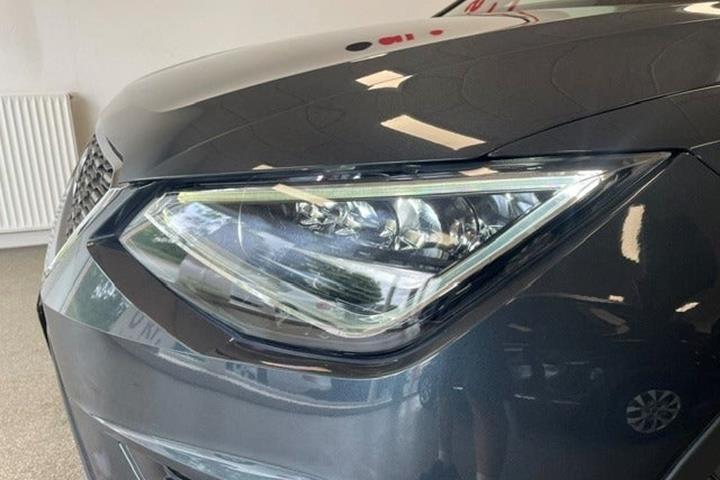 Grå Seat Arona fra 2019