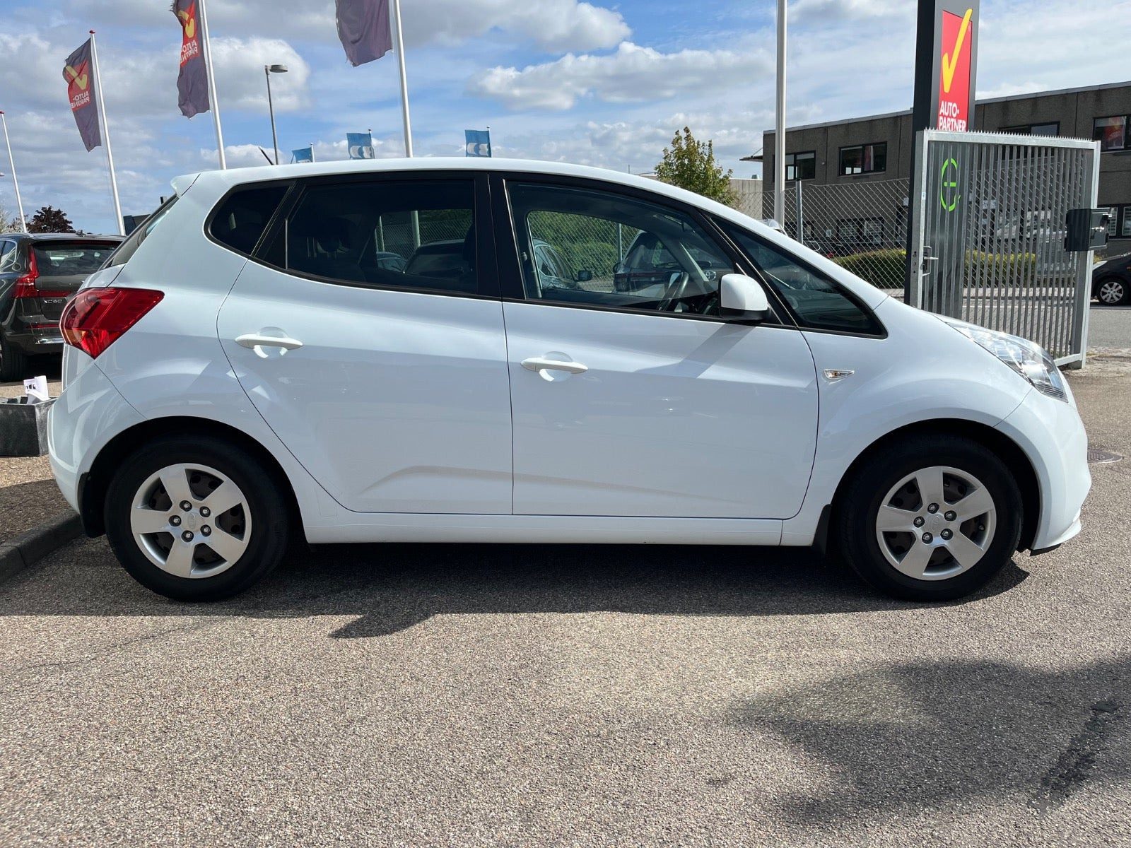 Hvid Kia Venga fra 2016